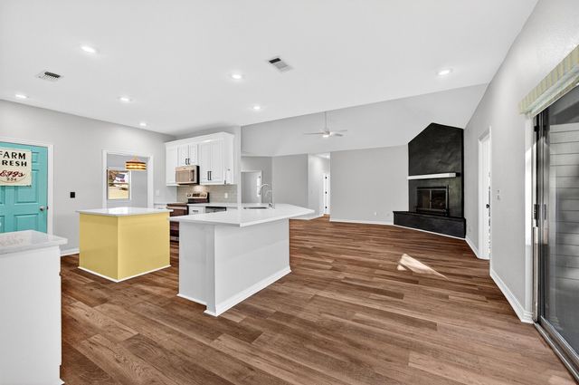 380 Crescent Drive, Pottsboro, TX 75076