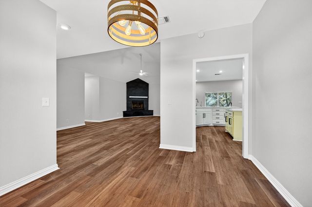 380 Crescent Drive, Pottsboro, TX 75076