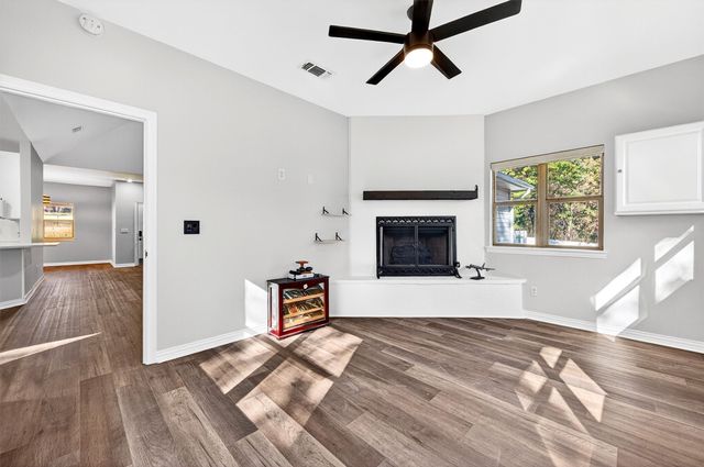 380 Crescent Drive, Pottsboro, TX 75076