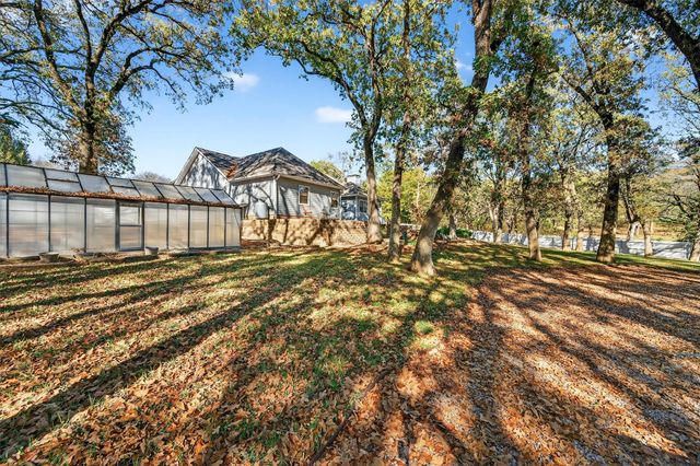380 Crescent Drive, Pottsboro, TX 75076