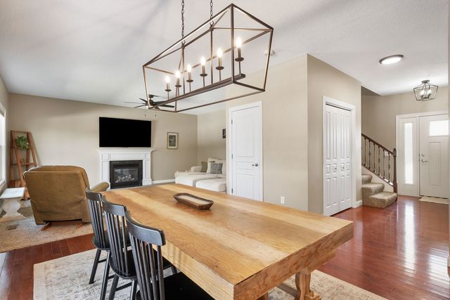 6310 FRIENDSHIP Path, Bettendorf, IA 52722