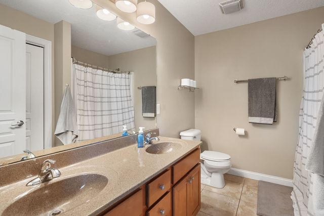 6310 FRIENDSHIP Path, Bettendorf, IA 52722