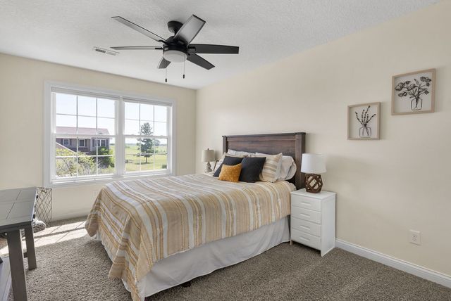 6310 FRIENDSHIP Path, Bettendorf, IA 52722