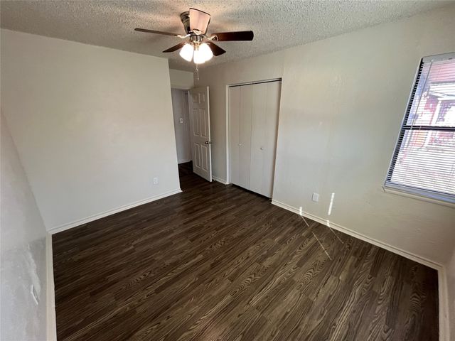 1321 Woodcrest Drive, Mesquite, TX 75149