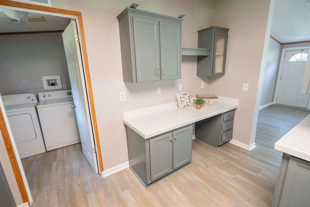 10394 Roger Hamlin Road, Tallahassee, FL 32311