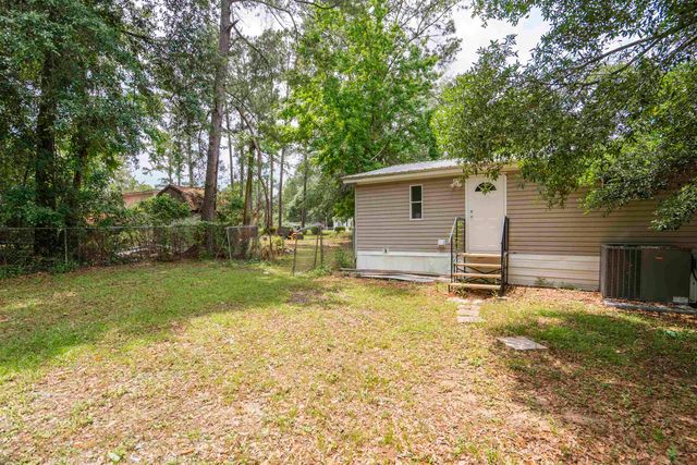 10394 Roger Hamlin Road, Tallahassee, FL 32311