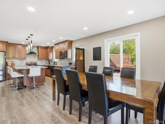 1848 Packer Road, Bloomfield Hills, MI 48302