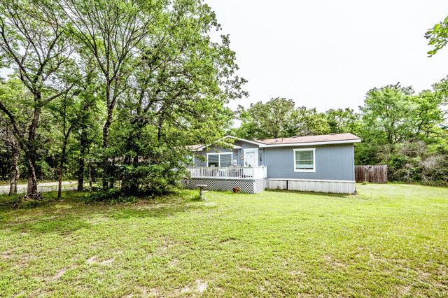 66 Horseshoe Lake Road, Huntsville, TX 77320