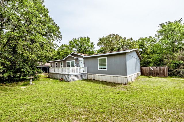 66 Horseshoe Lake Road, Huntsville, TX 77320