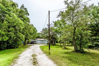 66 Horseshoe Lake Road, Huntsville, TX 77320