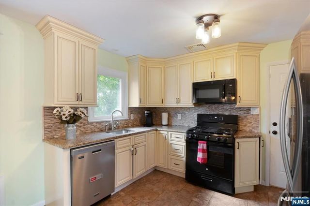 343 Maplewood Avenue, Clifton, NJ 07013