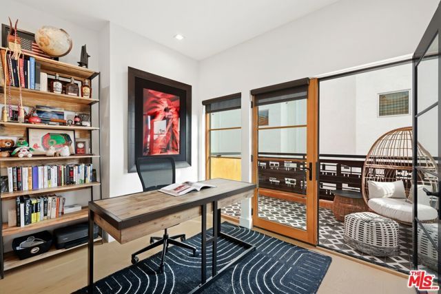 1035 N Vista Street, West Hollywood, CA 90046