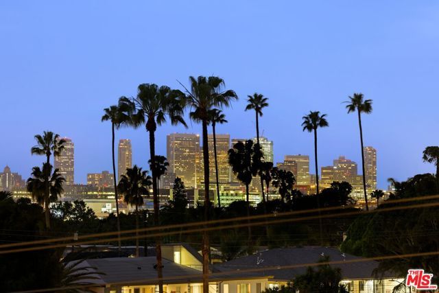 1035 N Vista Street, West Hollywood, CA 90046