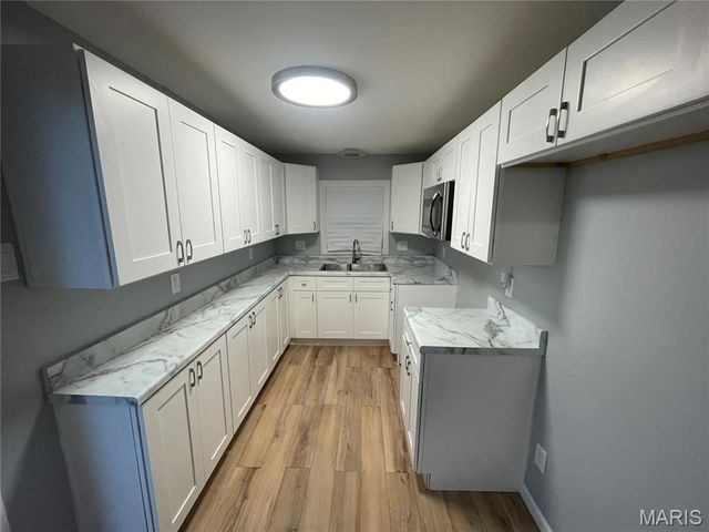 23 Kinder Street, Cahokia, IL 62206