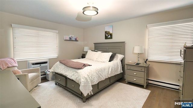 651 Riverside A7, Lyndhurst, NJ 07071