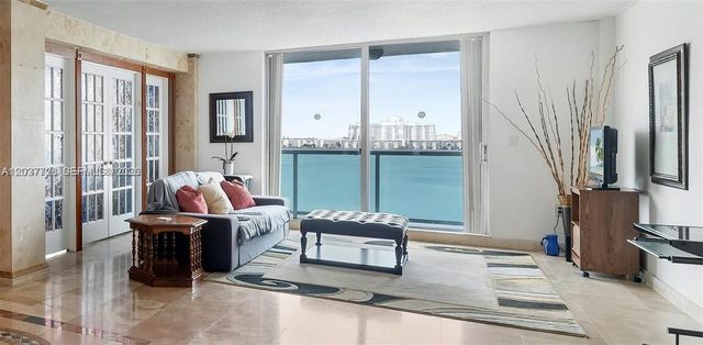 2841 NE 163rd Street 803, North Miami Beach, FL 33160
