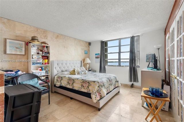 2841 NE 163rd Street 803, North Miami Beach, FL 33160