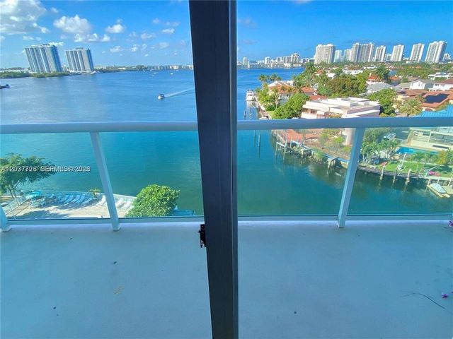 2841 NE 163rd Street 803, North Miami Beach, FL 33160