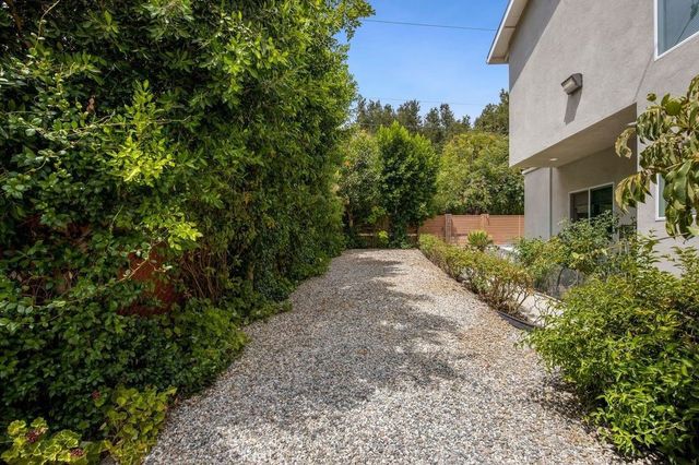 9304 FRANKLIN Street, Chatsworth, CA 91311