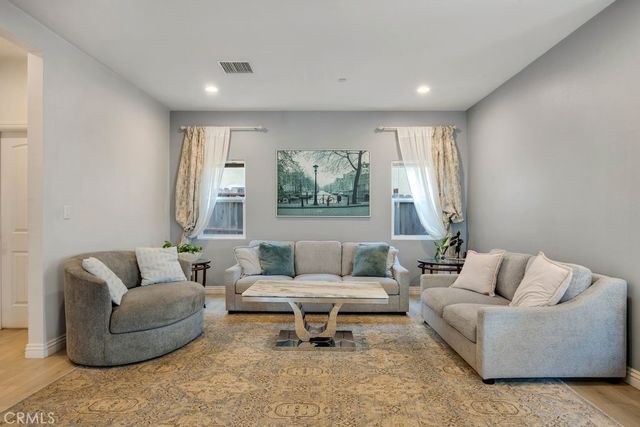 9304 FRANKLIN Street, Chatsworth, CA 91311