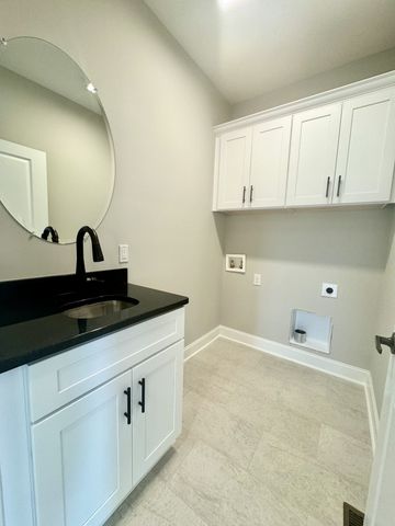 65 Misty Ln, Castalian Springs, TN 37031