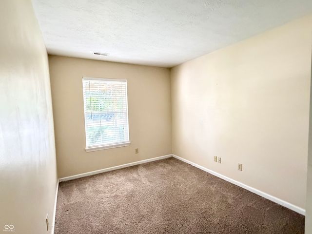 401 E New York Street, Fortville, IN 46040