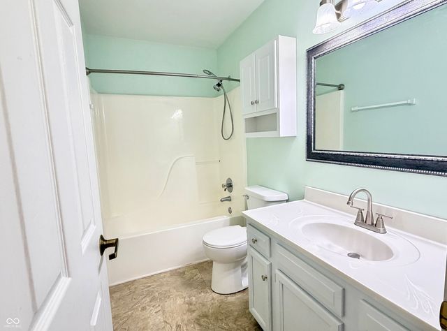 401 E New York Street, Fortville, IN 46040