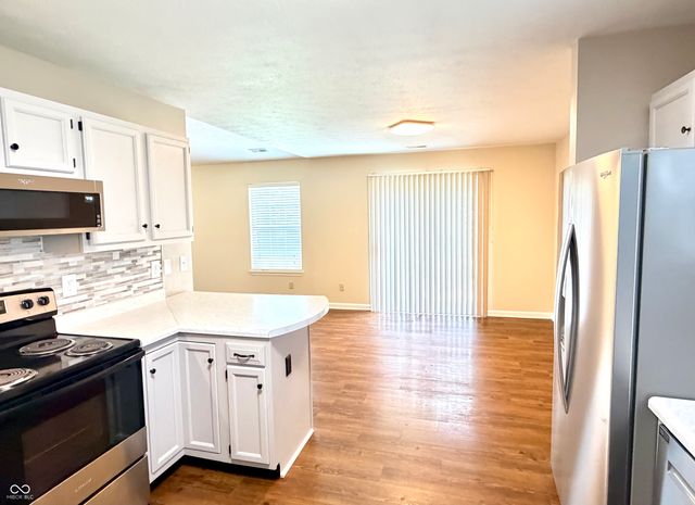 401 E New York Street, Fortville, IN 46040