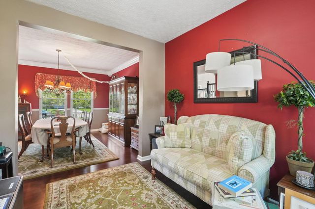 5628 Westbriar Drive, Hilliard, OH 43026