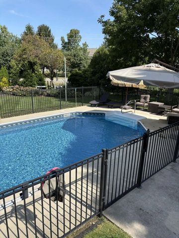 5628 Westbriar Drive, Hilliard, OH 43026