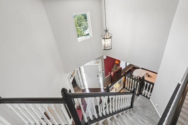 5628 Westbriar Drive, Hilliard, OH 43026
