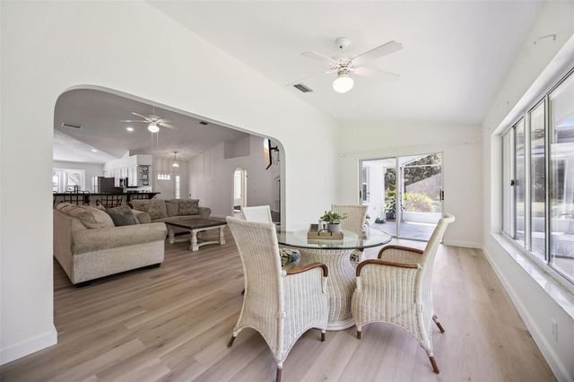27138 RACQUET CIRCLE, Leesburg, FL 34748