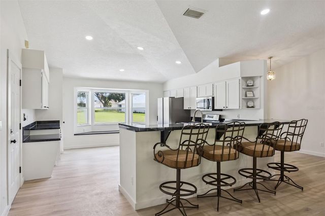 27138 RACQUET CIRCLE, Leesburg, FL 34748