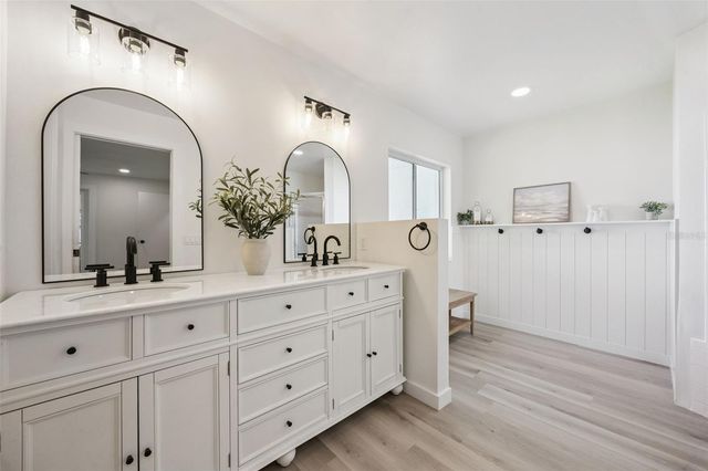 27138 RACQUET CIRCLE, Leesburg, FL 34748