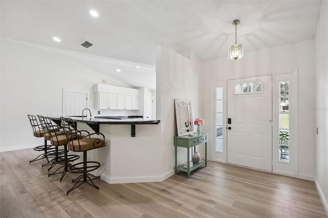 27138 RACQUET CIRCLE, Leesburg, FL 34748