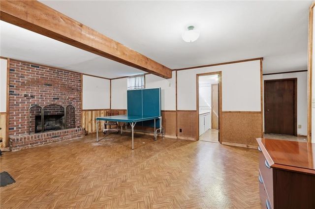 15960 Nall Avenue, Stilwell, KS 66085