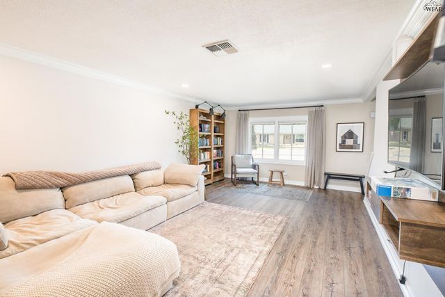 2413 LOU LANE, Wichita Falls, TX 76308
