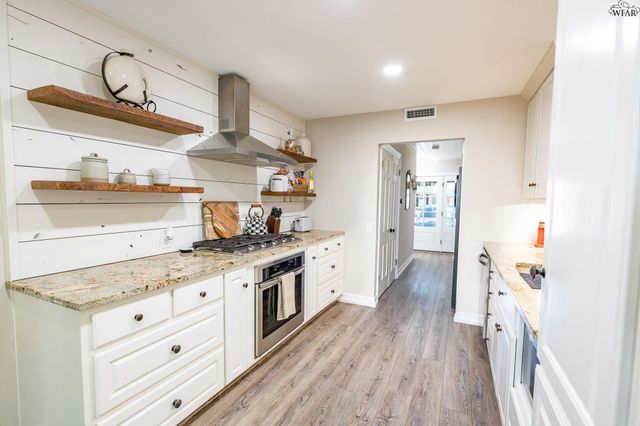 2413 LOU LANE, Wichita Falls, TX 76308