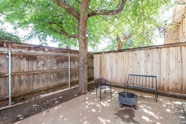 2413 LOU LANE, Wichita Falls, TX 76308