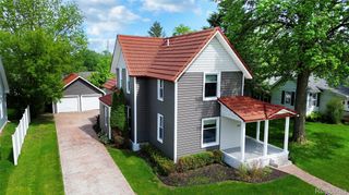 404 N Adelaide Street, Fenton, MI 48430