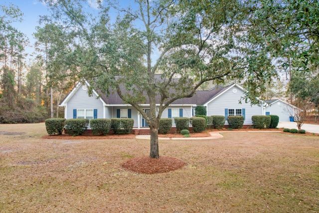 83 Barrington Drive, Jesup, GA 31545