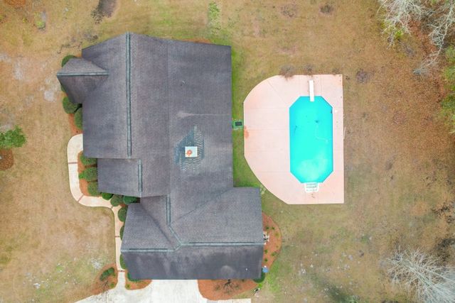 83 Barrington Drive, Jesup, GA 31545