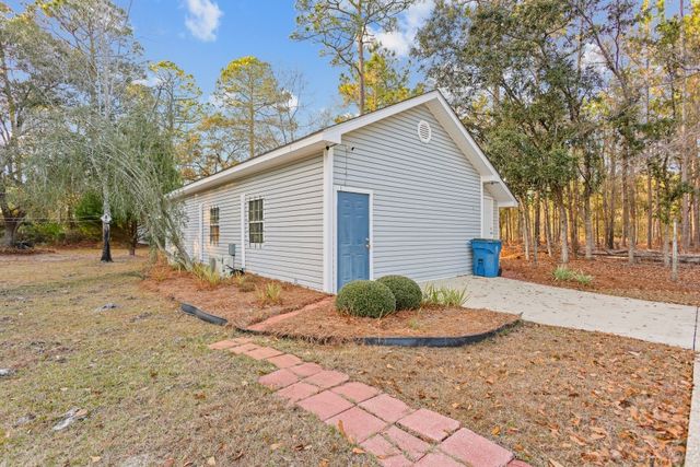 83 Barrington Drive, Jesup, GA 31545