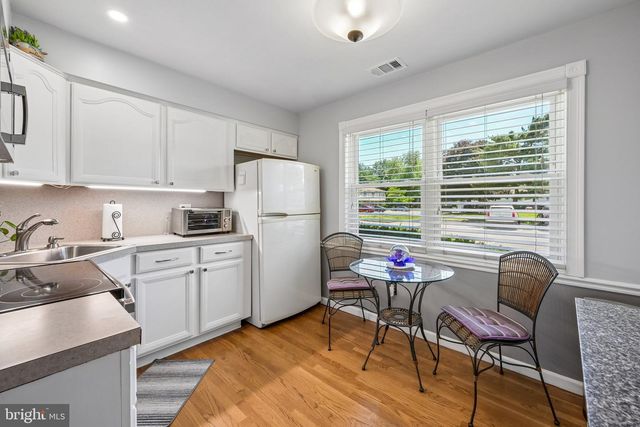 1407 SILVER CT, Hamilton, NJ 08690