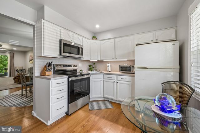 1407 SILVER CT, Hamilton, NJ 08690