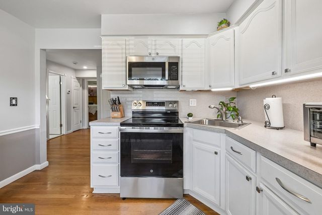 1407 SILVER CT, Hamilton, NJ 08690