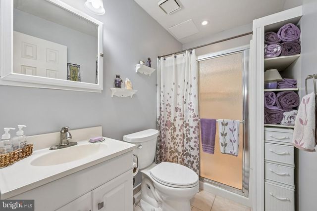 1407 SILVER CT, Hamilton, NJ 08690