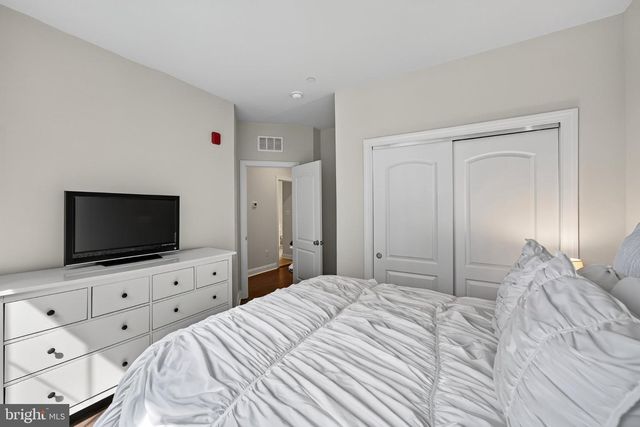 234 CHARLES ELLIS DR, Newtown Square, PA 19073