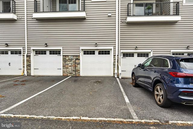 234 CHARLES ELLIS DR, Newtown Square, PA 19073