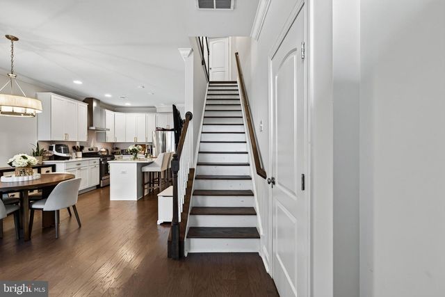 234 CHARLES ELLIS DR, Newtown Square, PA 19073